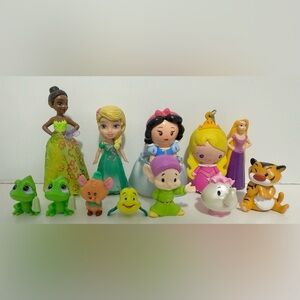 Disney Assorted Figures - 12 pcs